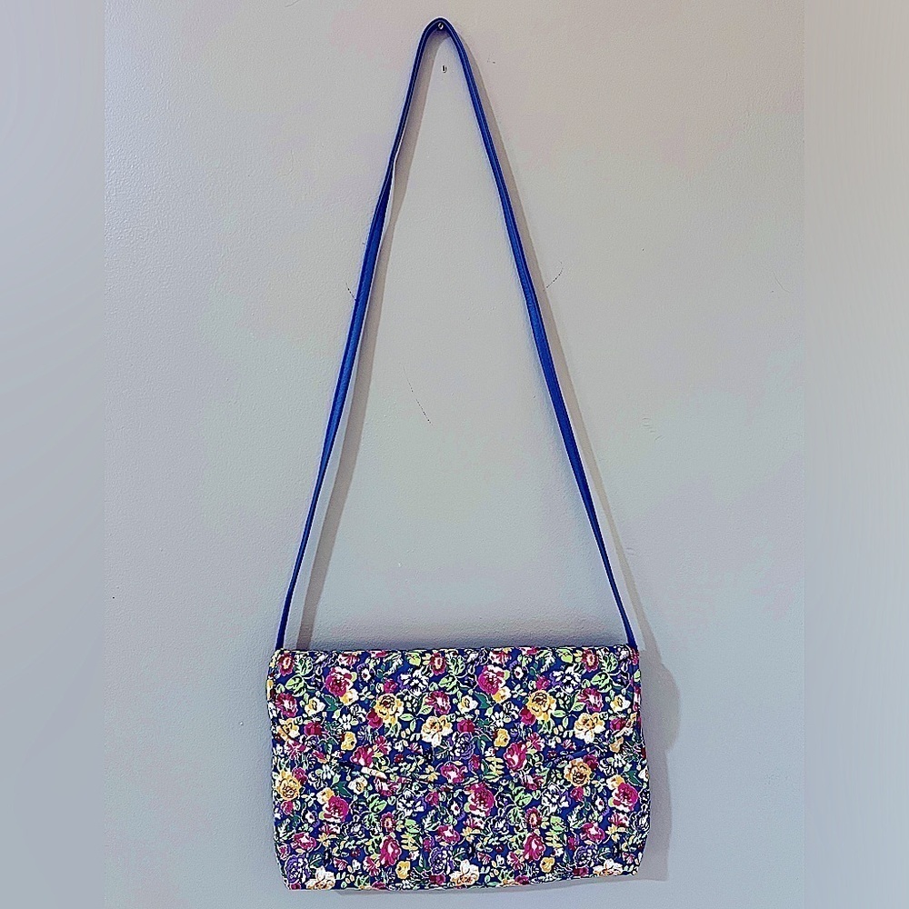 Vintage floral crossbody two pocket purse